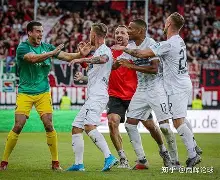 包含汉堡客场胜安卡拉，阿萨诺法尼索利再次扬帆起航的词条