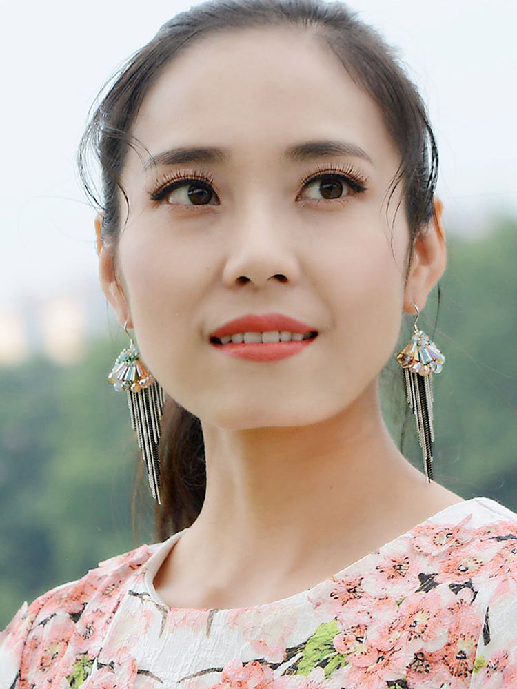 开云体育在线登录-巅峰女子足球比赛呈现出独特风采