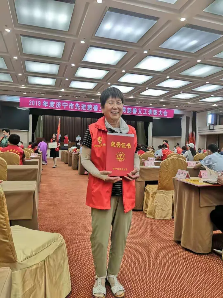 球队发起慈善活动，得到社会广泛支持