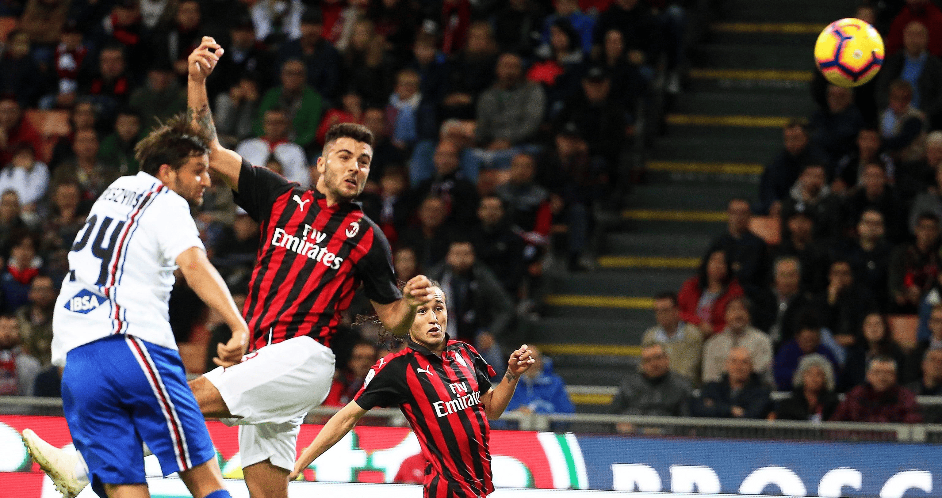 包含AC米兰客场逆转，稳居前四的词条