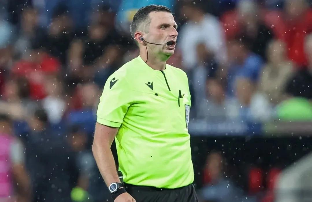 开云体育登录入口-捷克首秀失利，波尔图球星奥利弗表现失色