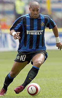 关于国际米兰瞄准联赛前四，稳固排名的信息