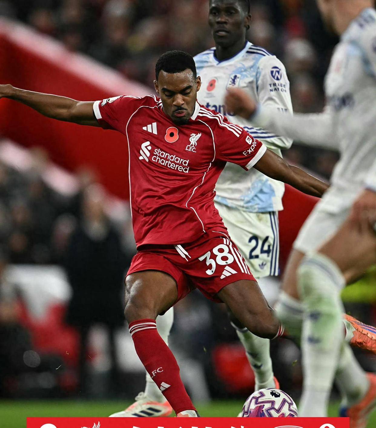 开云体育官网-利物浦主场擒维拉，取得胜利继续领跑